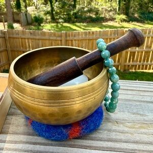 Faceted Green Jadeite stone of Abundance Gemstone Bracelet